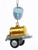 Новогоднее подвесное украшение Квас из полирезины / 4x8,3x5,8см арт.91522 - КОЛОРЛОН ВТД Новосибирск