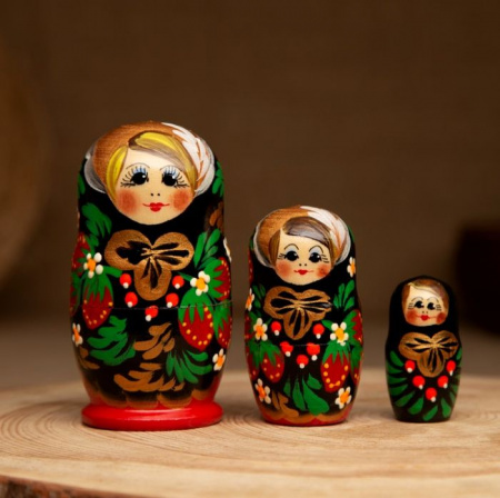 Матрёшка «Хохлома», чёрный платок, 3 кукольная, 9 см 3371560 - КОЛОРЛОН ВТД Новосибирск